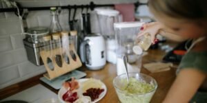 Children’s Baking Class: science in action