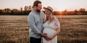 Pregnancy Announcement Photoshoot